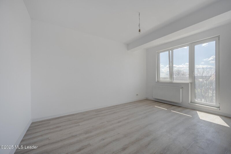 Giulesti 2 camere - priveliste relaxanta, liniste, aproape de oras